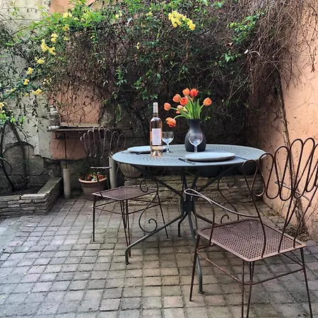 La Lume - Clim Et Terrasse Apartment Arles